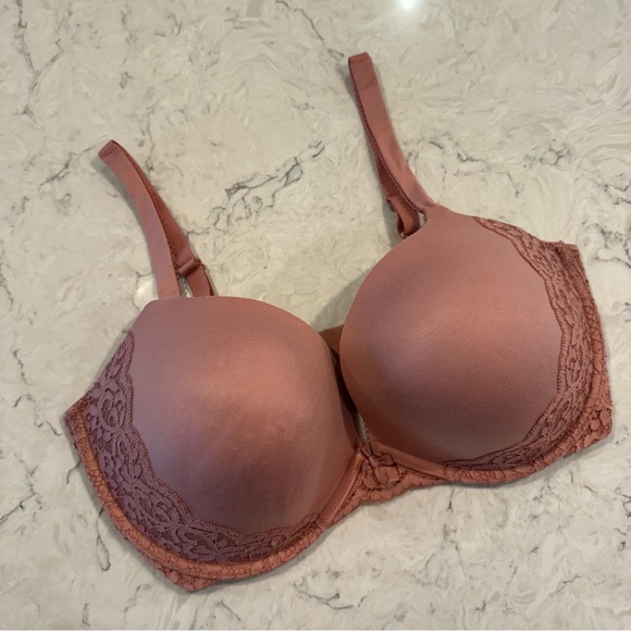 Victoria’s Secret Push-Up Bra - Blush Pink with Floral Lace Accents - 38DDD - Picture 1 of 13